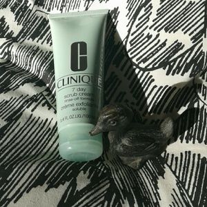Clinique 7 Day Scrub 1 Left!!!
